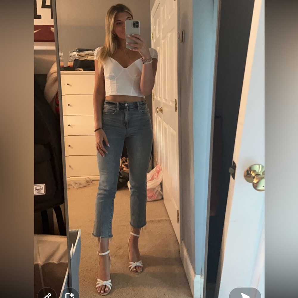 Daze High Rise Cropped Flare Jeans - Size 26
